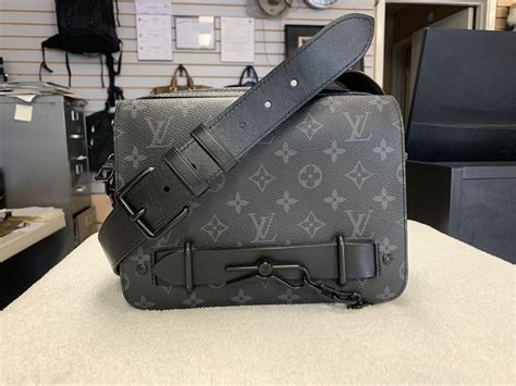 lv steamer messenger bag|Steamer Messenger Monogram Eclipse .